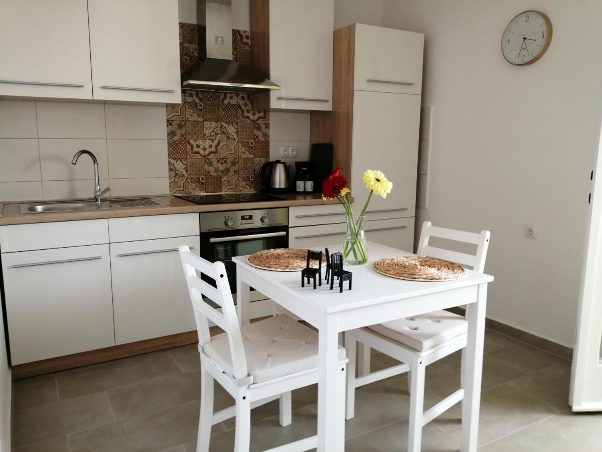 Apartment Angelina Free Public Parking Zadar Exterior foto